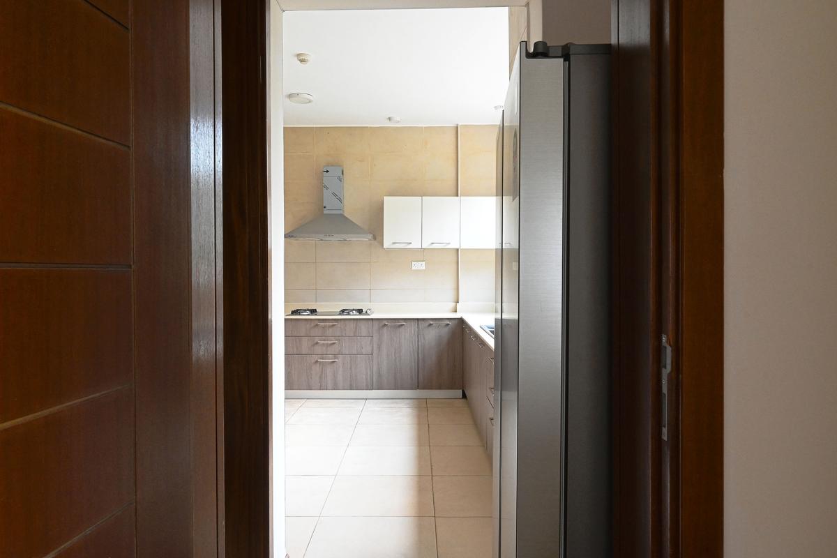 4 Bed Apartment with En Suite in General Mathenge - 9