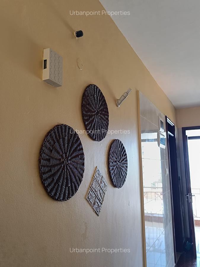 Serviced 2 Bed Apartment with En Suite in Nyali Area - 11