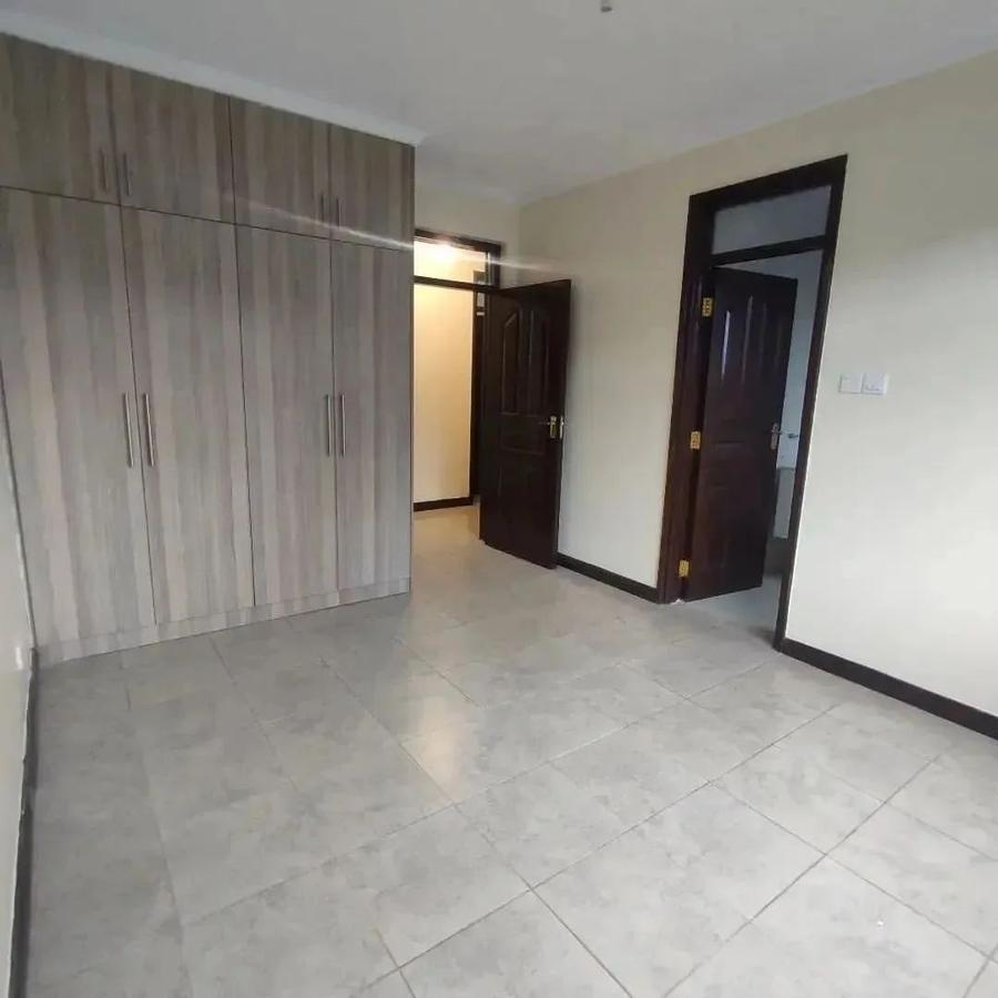 3 Bed Apartment with En Suite at Vanga Road - 7