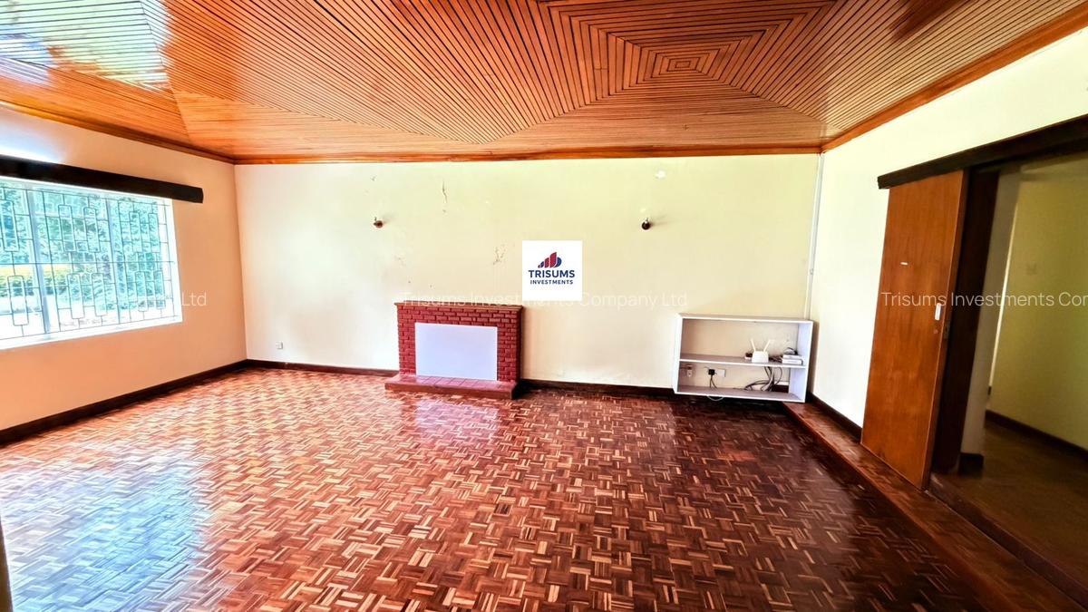 4 Bed House with En Suite in Runda - 4