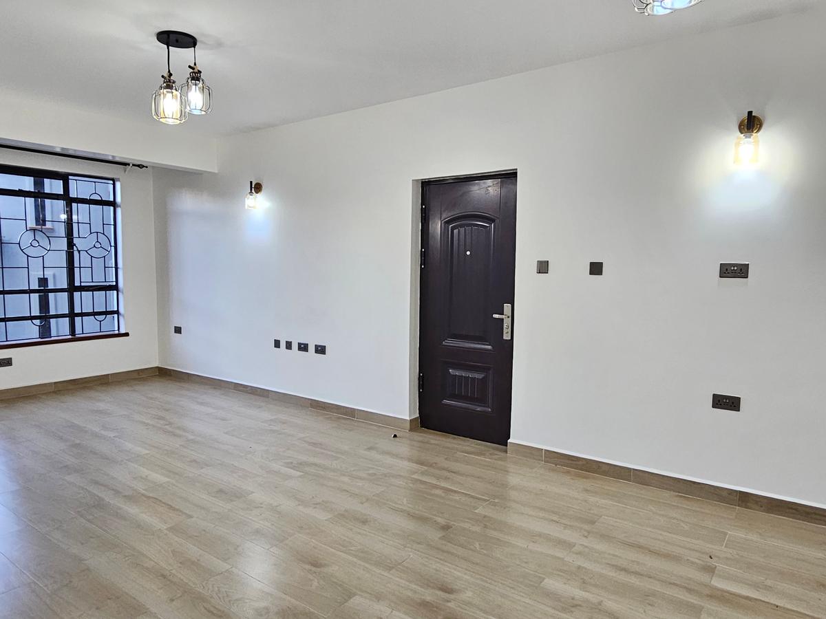 2 Bed Apartment with En Suite at Parklands - 13