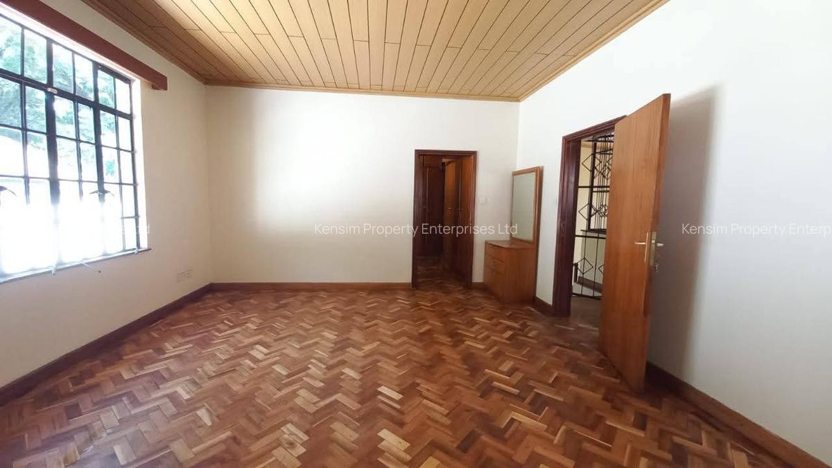 4 Bed Townhouse with En Suite in Spring Valley - 4