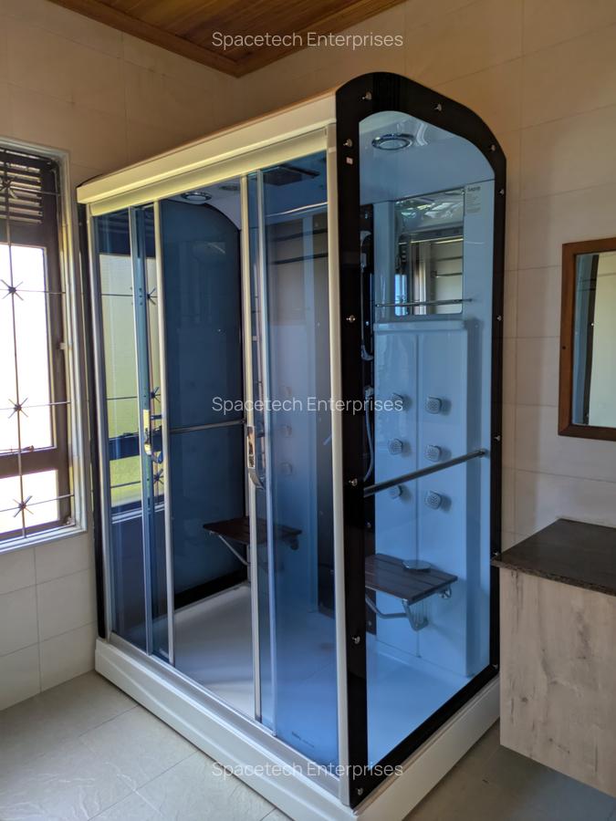 5 Bed Townhouse with En Suite in Runda - 11