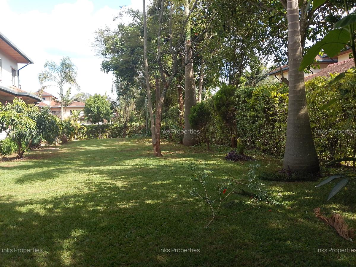 4 Bed Townhouse with En Suite at Karen - 15