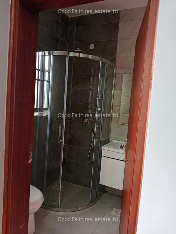 4 Bed Townhouse with En Suite in Kiambu Road - 11