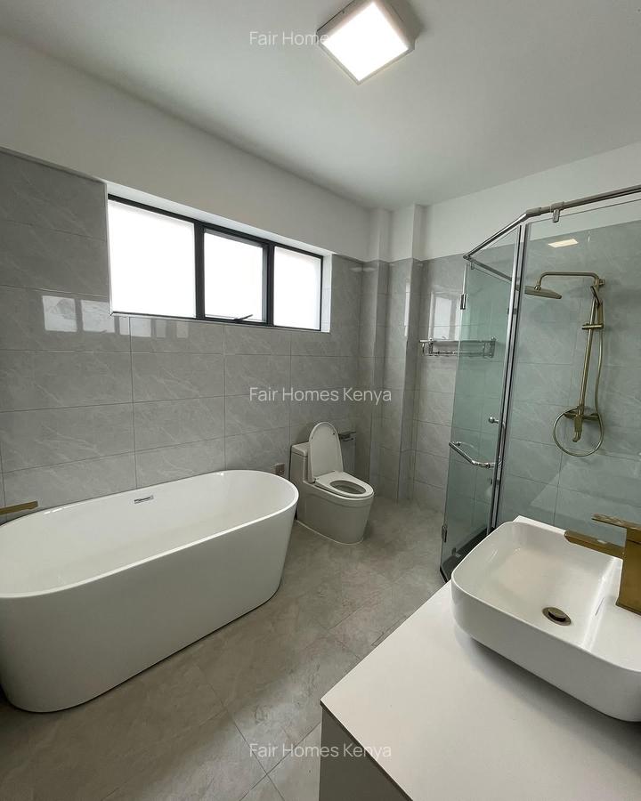 4 Bed Apartment with En Suite at Oledume Road - 17