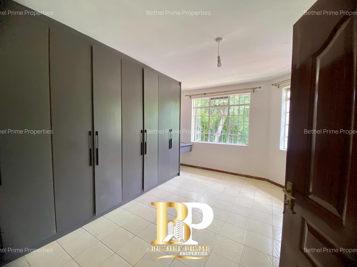 4 Bed Townhouse with En Suite in Spring Valley - 8