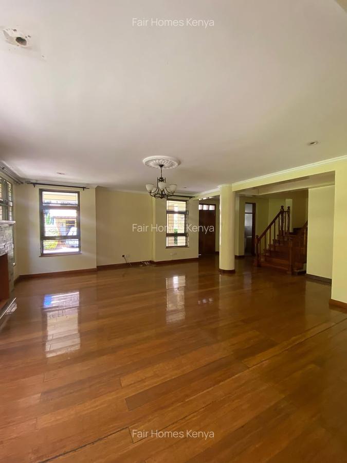 5 Bed Townhouse with En Suite at Amboseli Road - 6