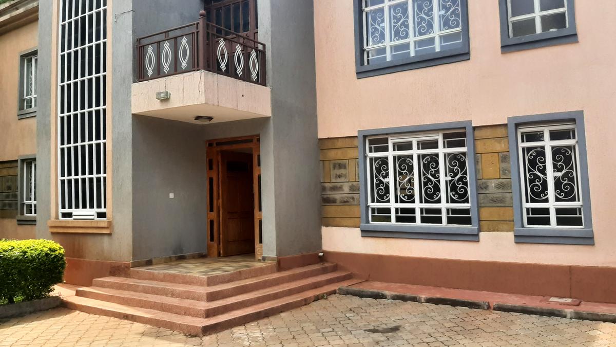 4 Bed Townhouse with En Suite at Karen - 2