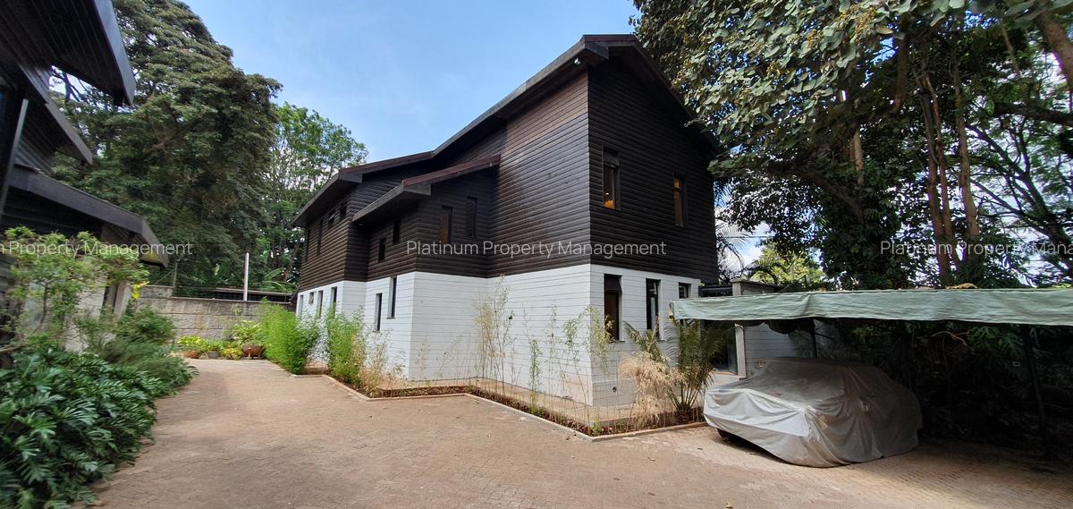 3 Bed House with En Suite at United Nations Avenue - 1