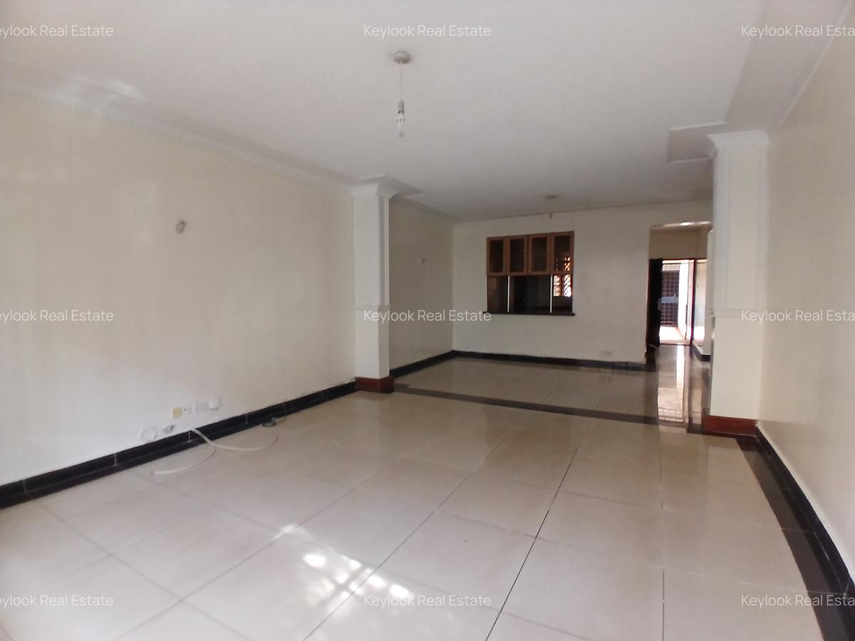 2 Bed Apartment with En Suite at Lavington - 4