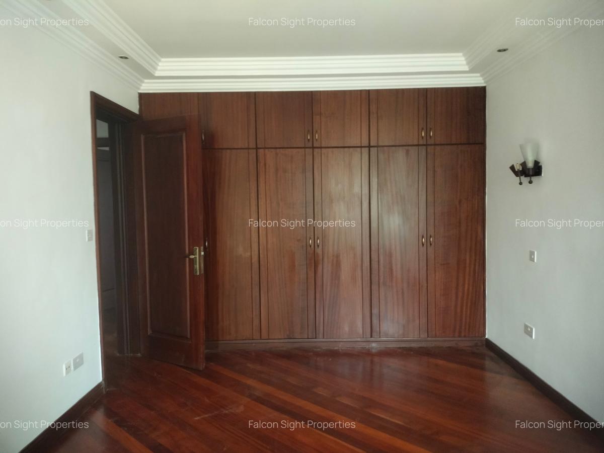 4 Bed Townhouse with Staff Quarters at Few Minutes Drive To Gigiri - 12