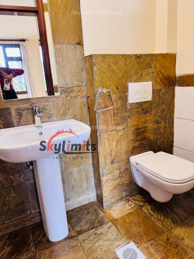 3 Bed Apartment with En Suite at Riverside Drive - 19