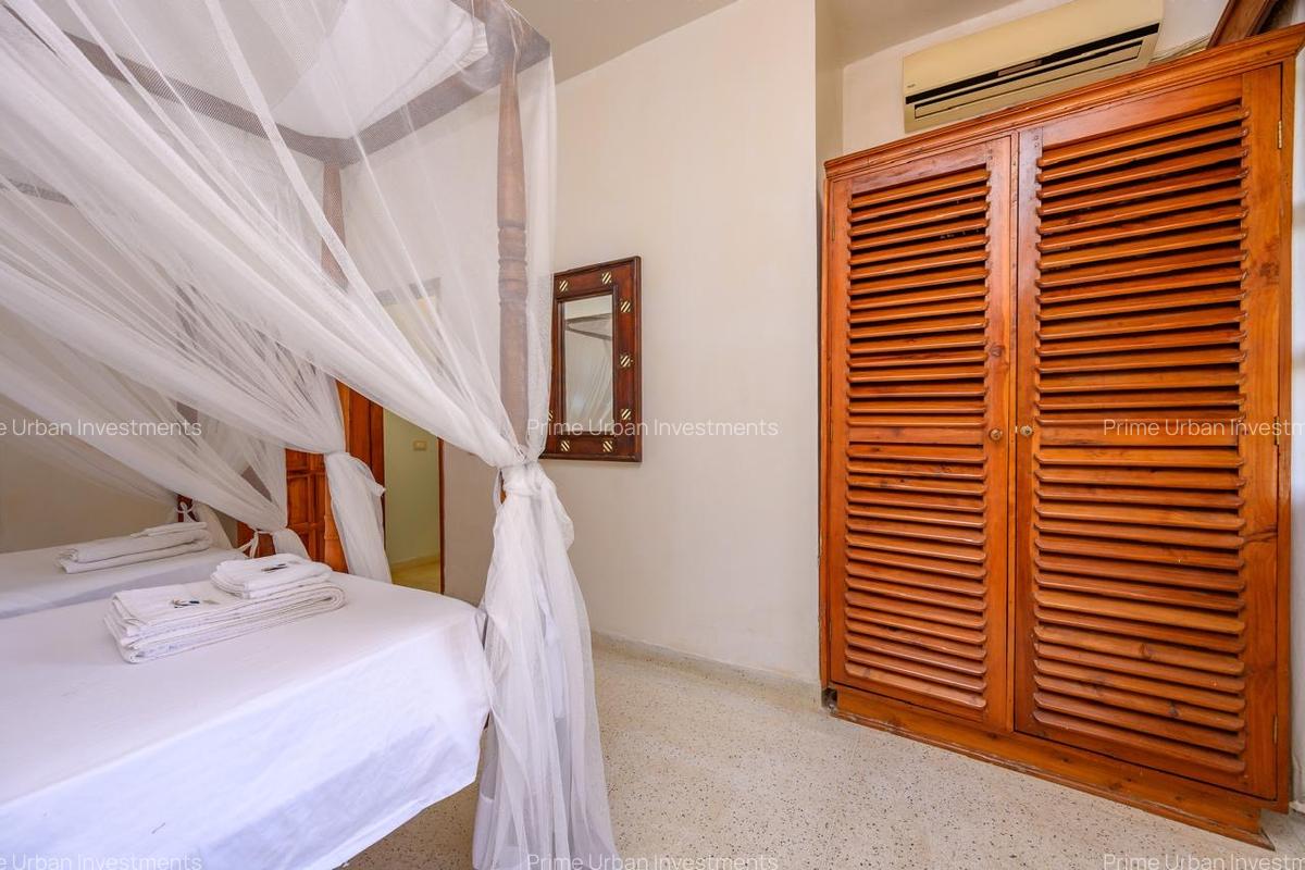 2 Bed Villa with En Suite at Ocean Beach Resort Malindi - 5