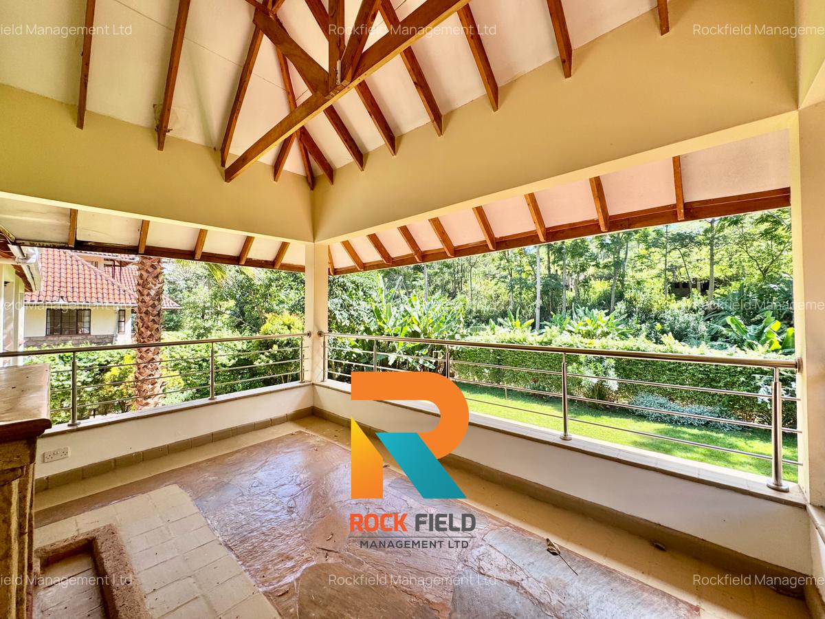 5 Bed Townhouse with En Suite in Rosslyn - 10