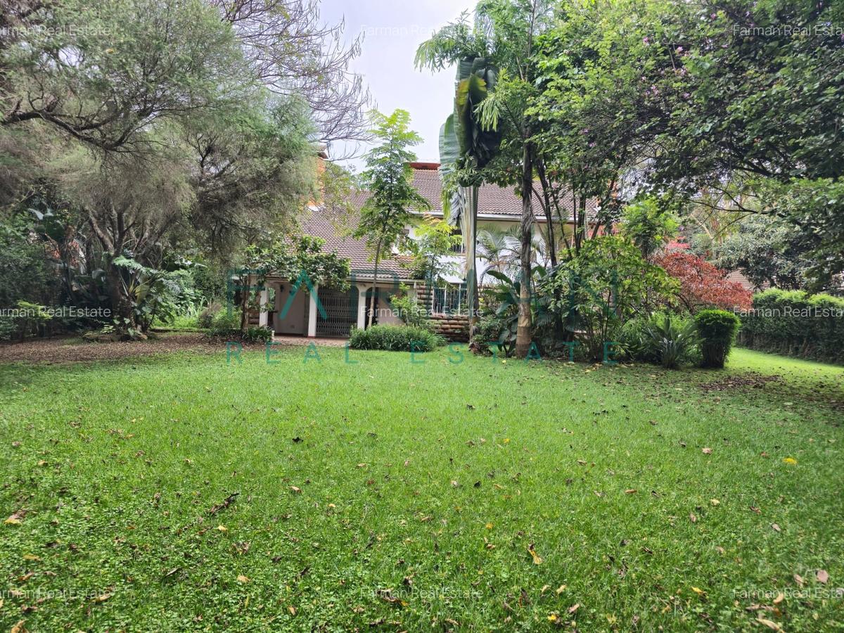 5 Bed House with En Suite in Kyuna - 9