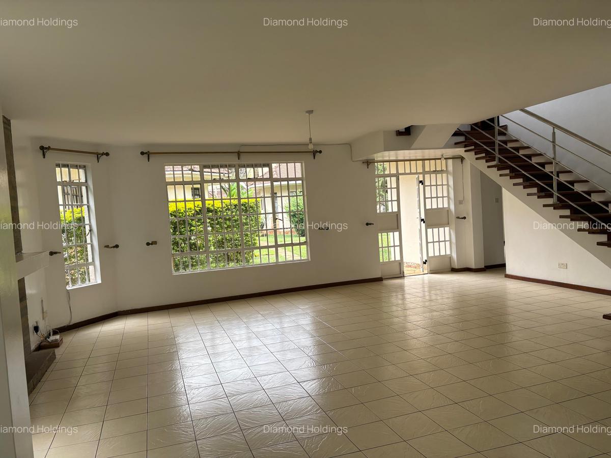 4 Bed Townhouse with En Suite at Spring Valley - 8