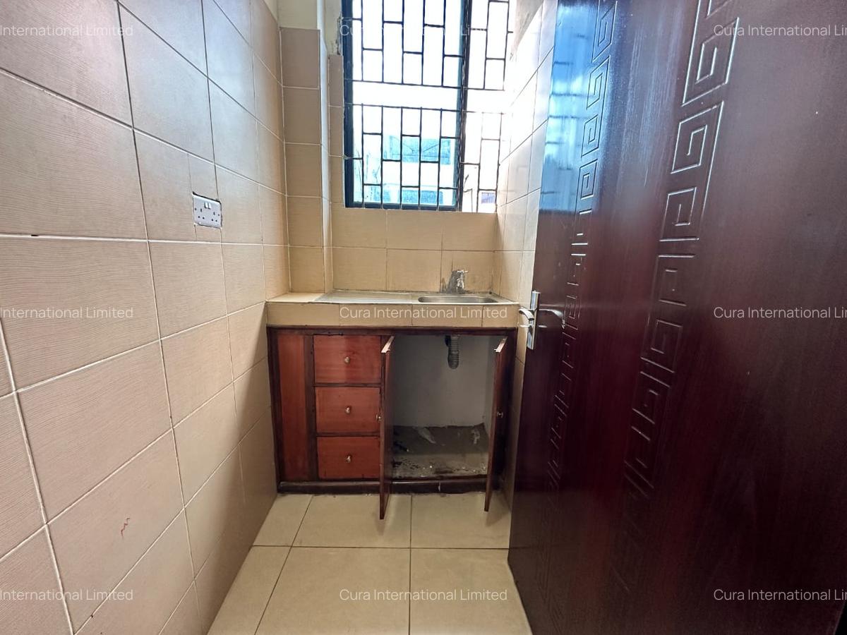 9,000 ft² Warehouse in Syokimau - 7