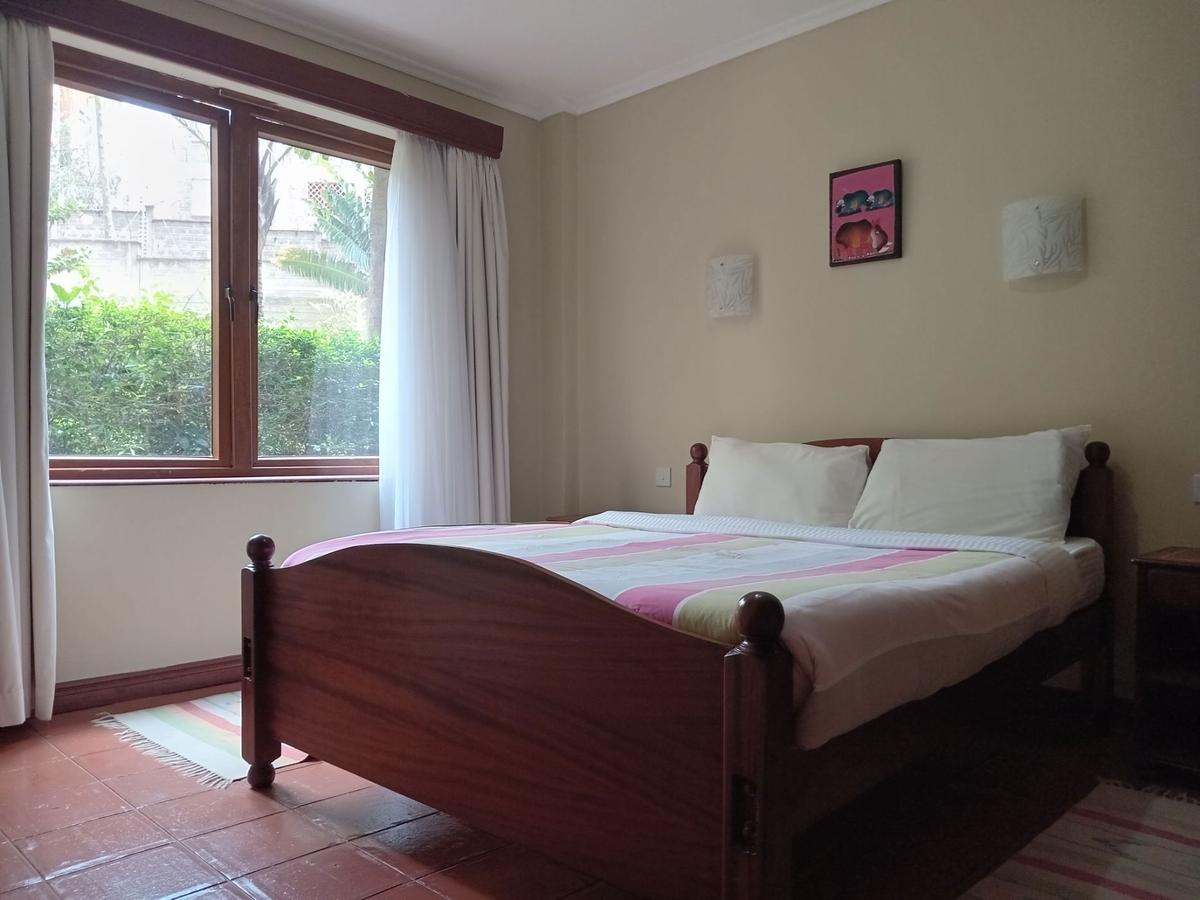 Serviced 3 Bed Apartment with En Suite in Upper Hill - 10