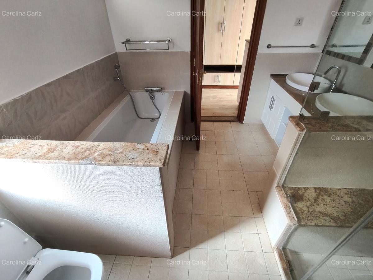 3 Bed Apartment with En Suite at Nyari - 13
