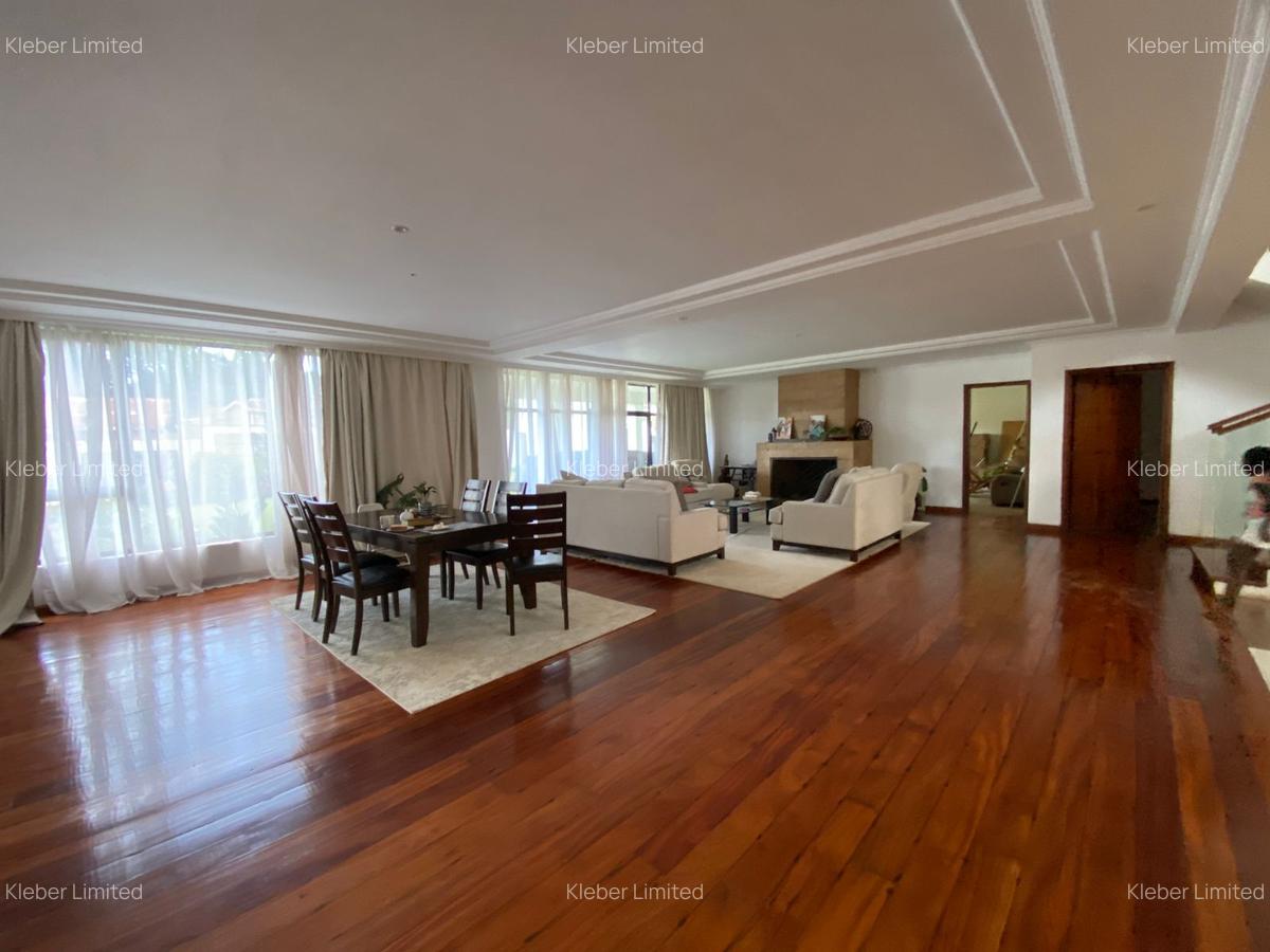 5 Bed House with En Suite in Runda - 3