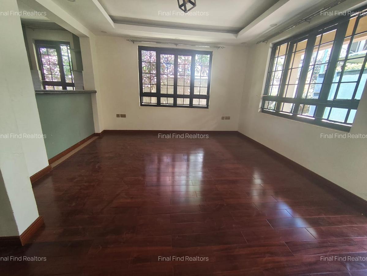 3 Bed House with Garden in Runda - 2