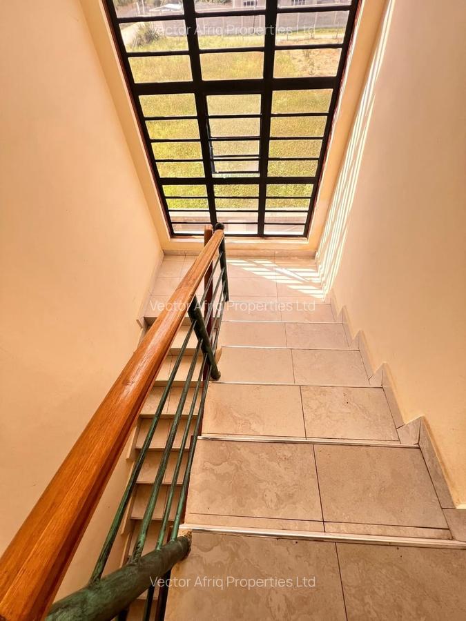 4 Bed House with En Suite in Kitengela - 4