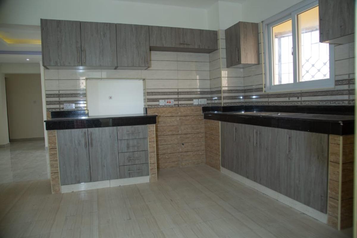 3 Bed Apartment with En Suite in Mtwapa - 14