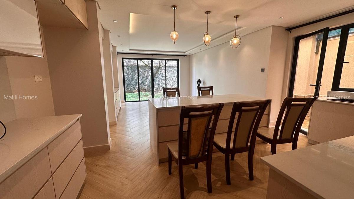 6 Bed Villa in Lavington - 3