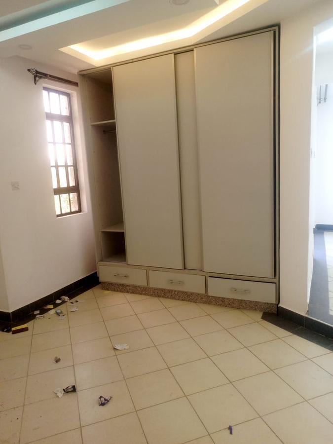 6 Bed House with En Suite in Ongata Rongai - 8