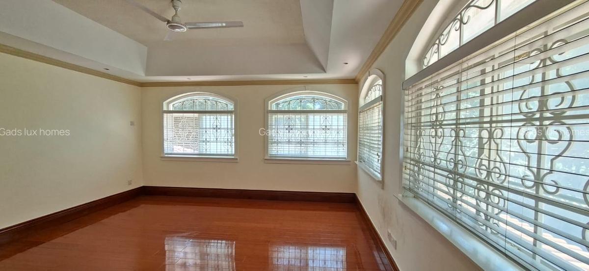 4 Bed Villa with En Suite at Kitisuru - 10