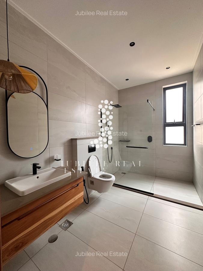 4 Bed Apartment in Loresho - 10