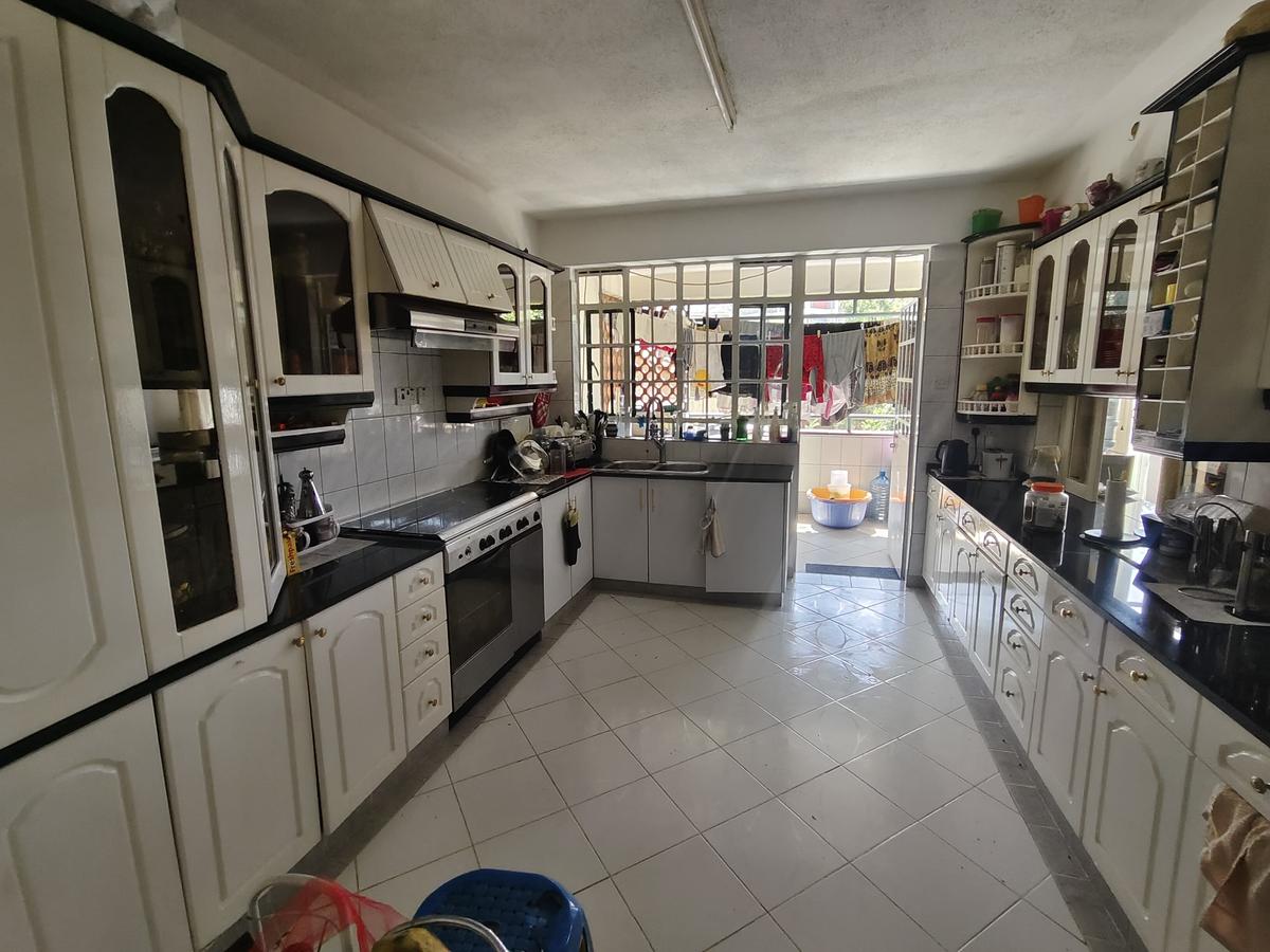 3 Bed Apartment with Borehole in Kileleshwa - 7