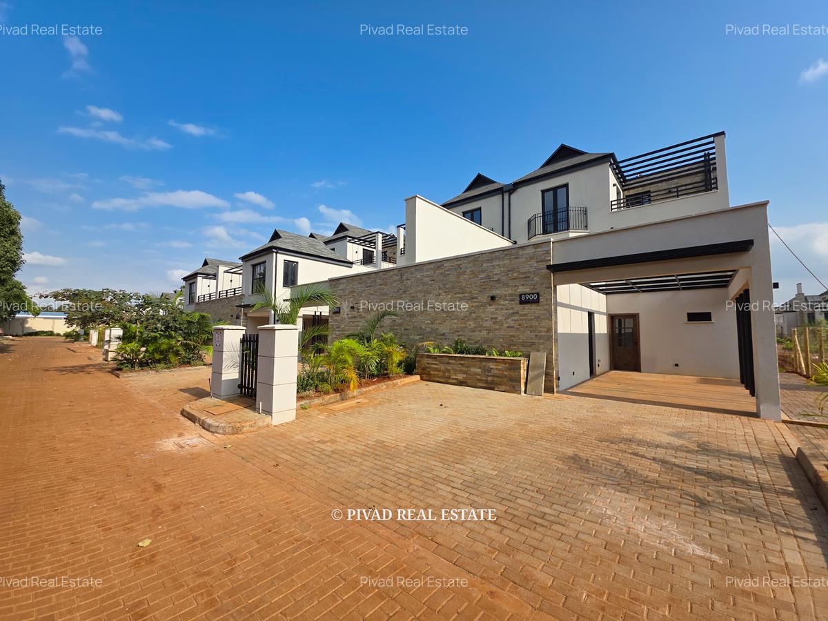 4 Bed Townhouse with Swimming Pool in Runda - 1