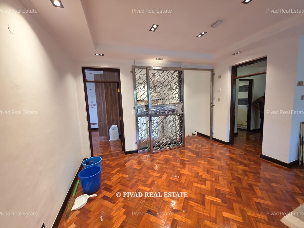 5 Bed House with Swimming Pool in Kitisuru - 6