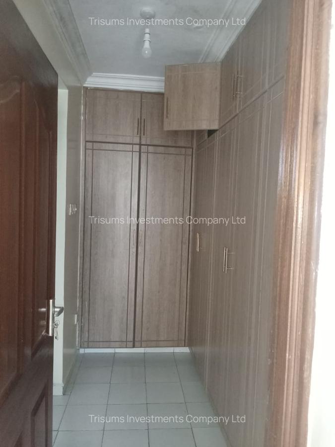 3 Bed Apartment with En Suite in Westlands Area - 10