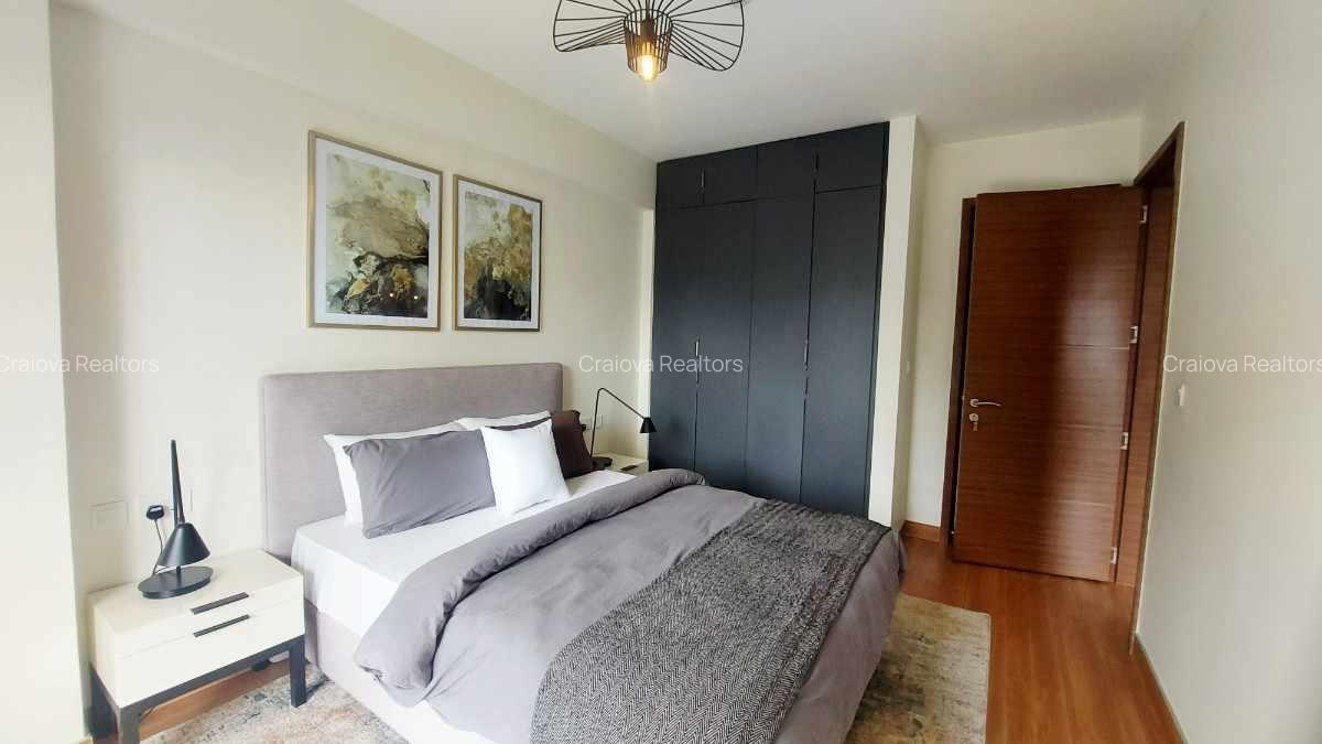 2 Bed Apartment with En Suite at Riverside Drive - 10