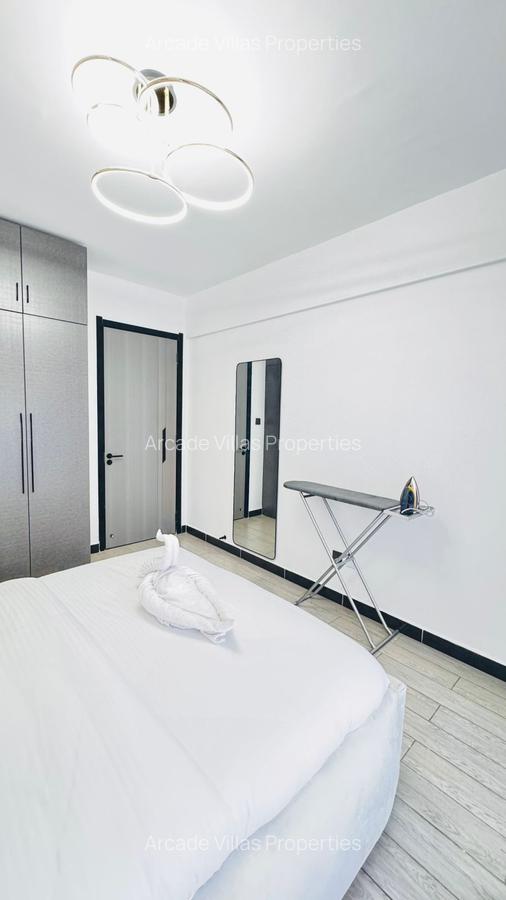 Serviced 1 Bed Apartment with En Suite in Lavington - 17