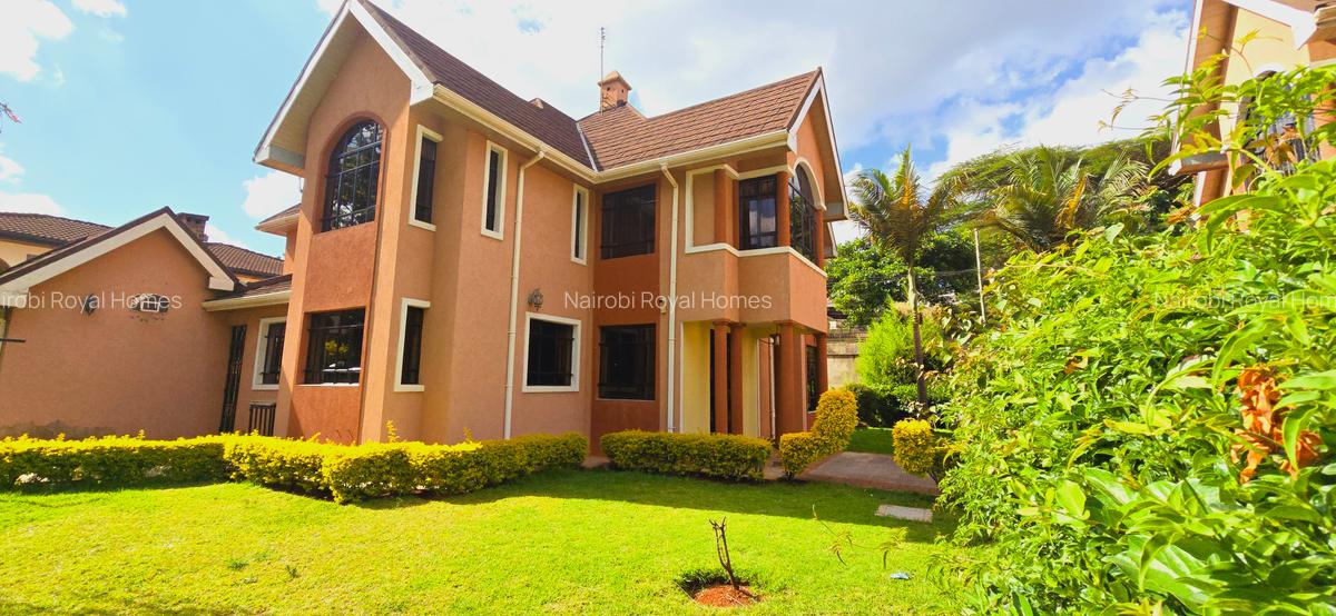 4 Bed Townhouse with En Suite at Lavington Green - 7