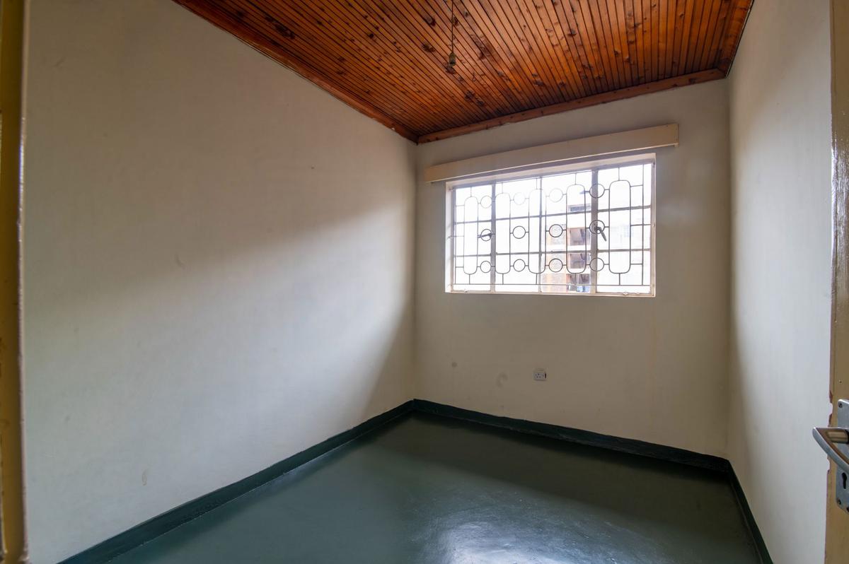 2 Bed Apartment at Roysambu - Lumumba Drive - 4