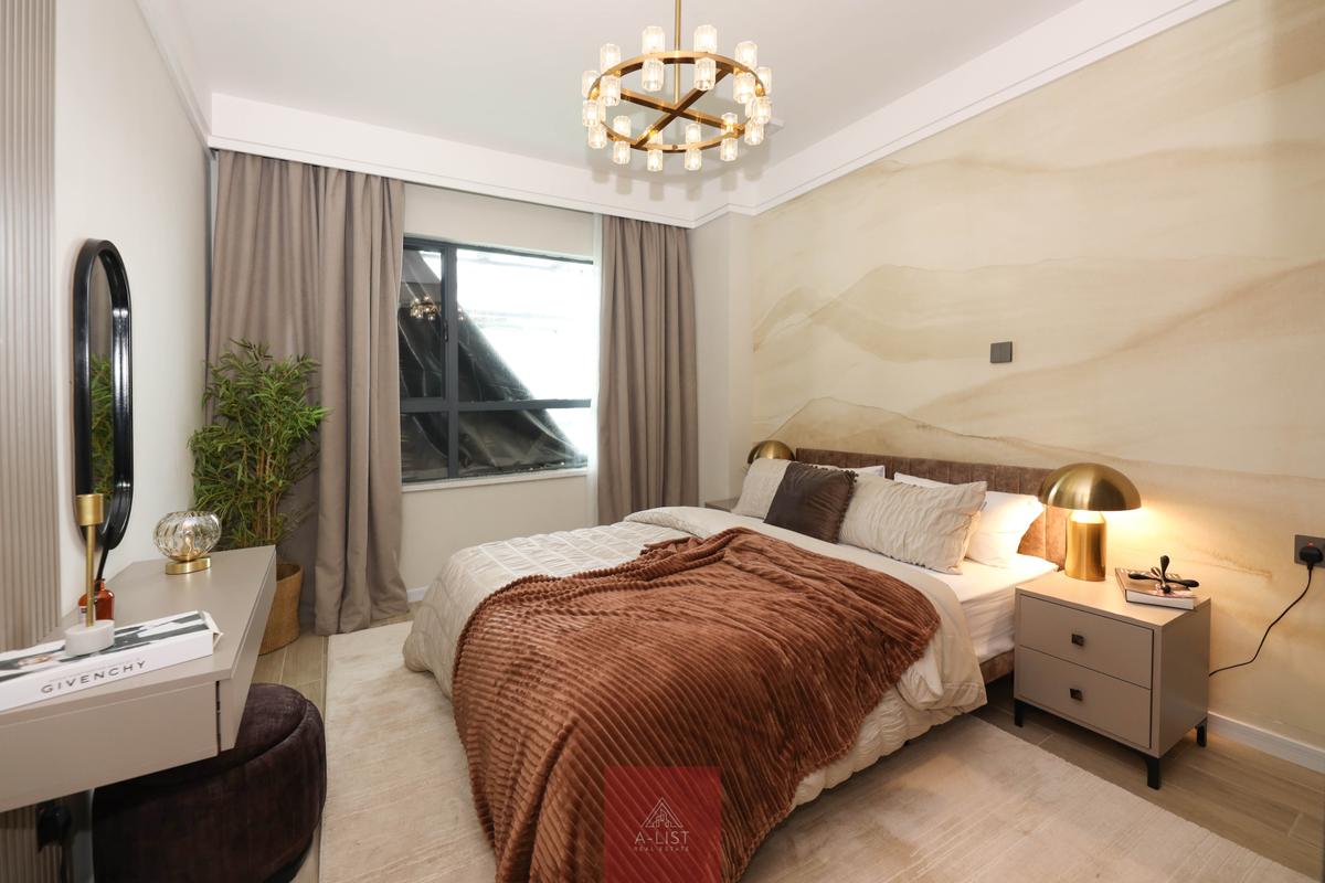 1 Bed Apartment with En Suite at Hatheru Road - 4