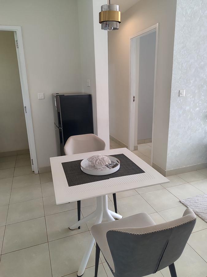 Serviced 1 Bed Apartment with En Suite at Naivasha Road Nairobi - 4