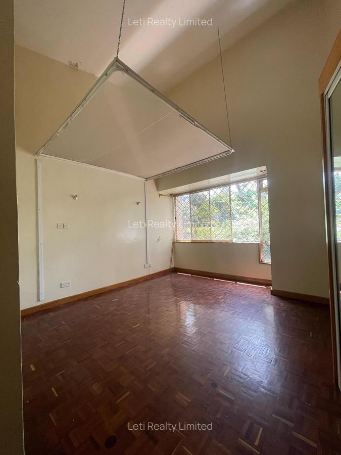 4 Bed Townhouse with En Suite in Kilimani - 5