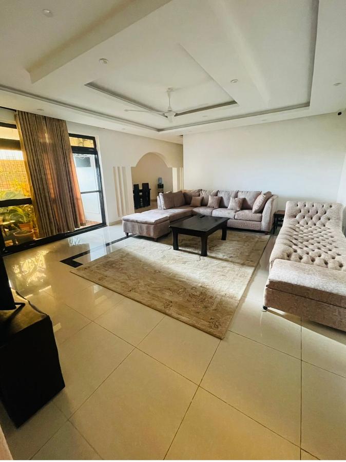 4 Bed Apartment with Lift in Nyali Area - 1