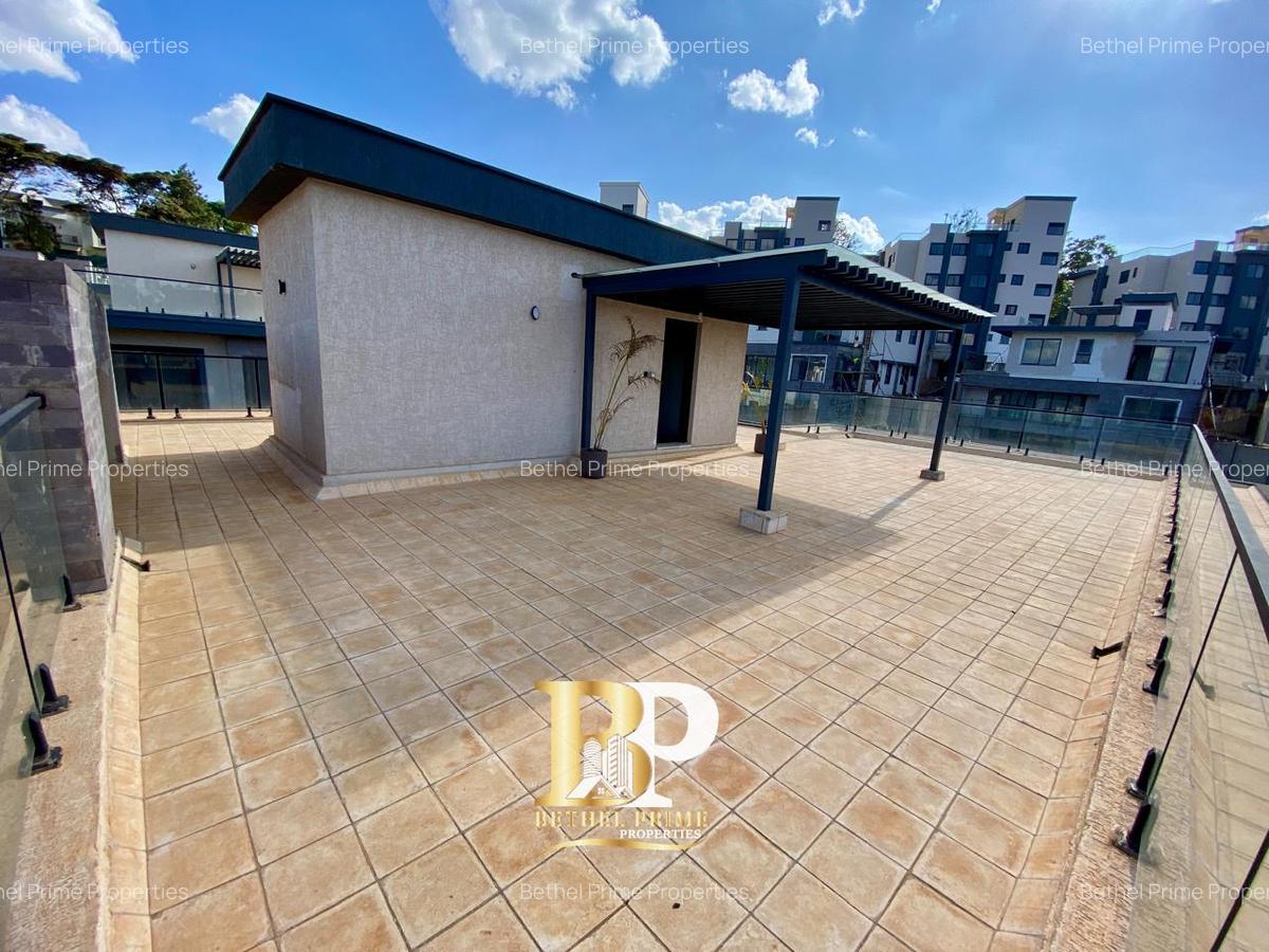 4 Bed Townhouse with En Suite in Loresho - 3