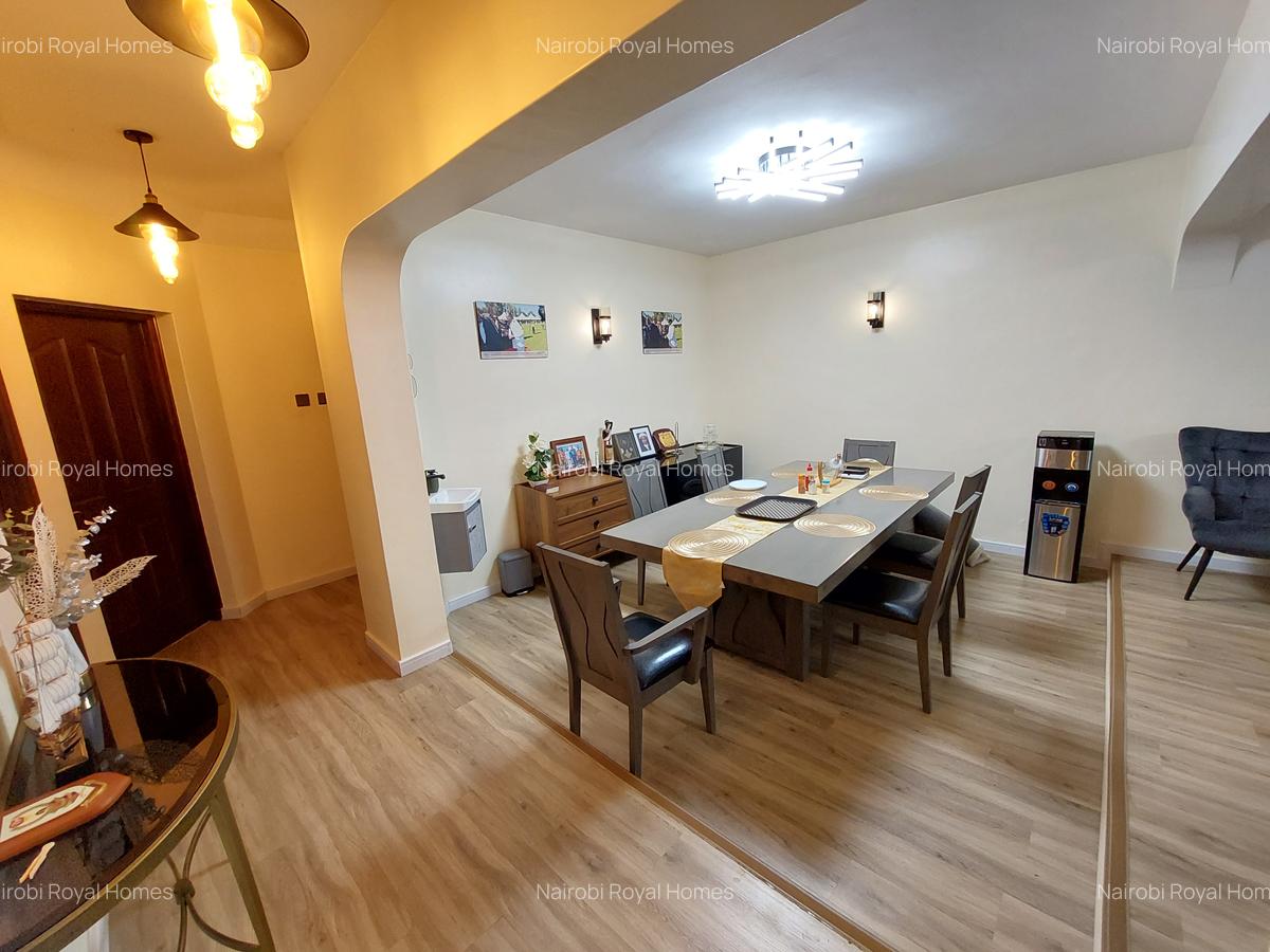 5 Bed Townhouse with En Suite at Royal Villas - 9