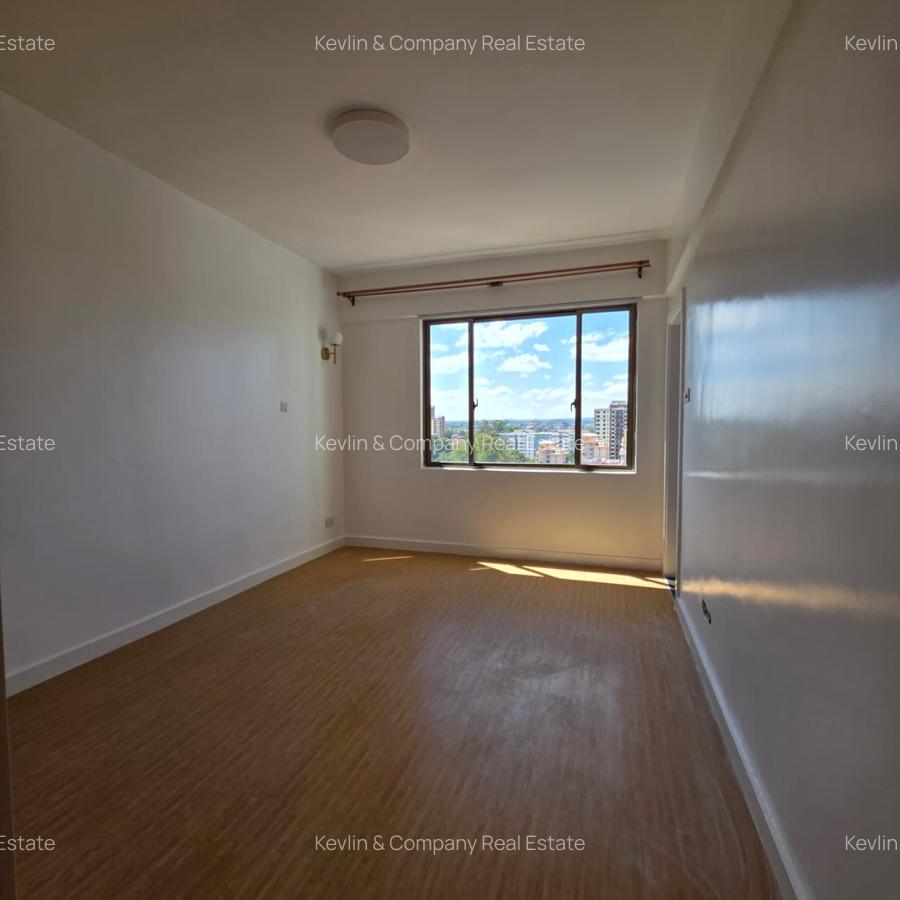 4 Bed Apartment with En Suite in Lavington - 7