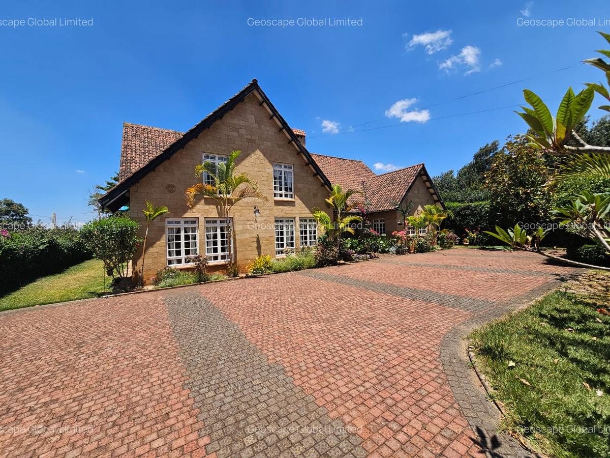 4 Bed House with En Suite in Runda - 4