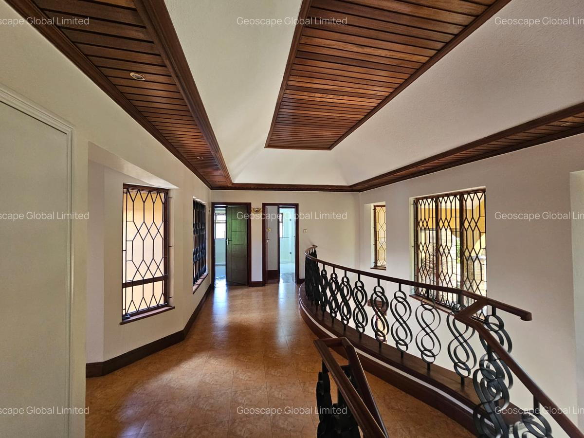 4 Bed House with En Suite in Runda - 9