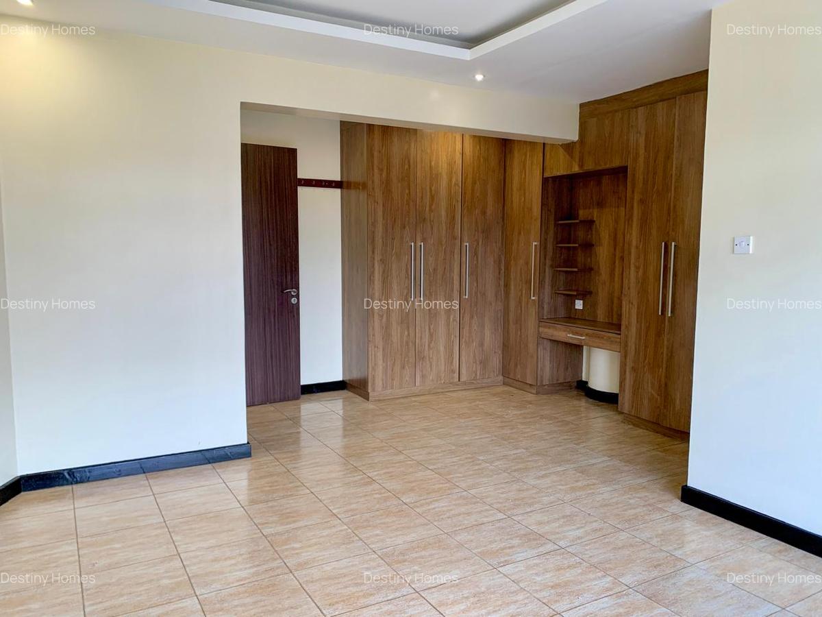 2 Bed Apartment with En Suite in Kileleshwa - 11